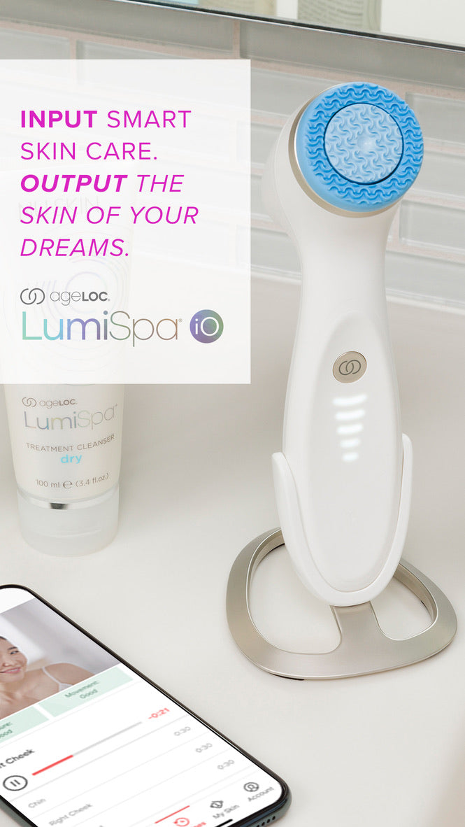 ageLOC® LumiSpa® iO + LumiSpa® Cleanser (Norm/Combo)BUY BLUE LUMISPA iO
Hello, iO. ageLOC LumiSpa iO inputs smart skin care and outputs the skin of your dreams. How? Input innovative skin renewal and deep cleansing wiageLOC® LumiSpa® iO + LumiSpa® Cleanser (Norm/Combo)